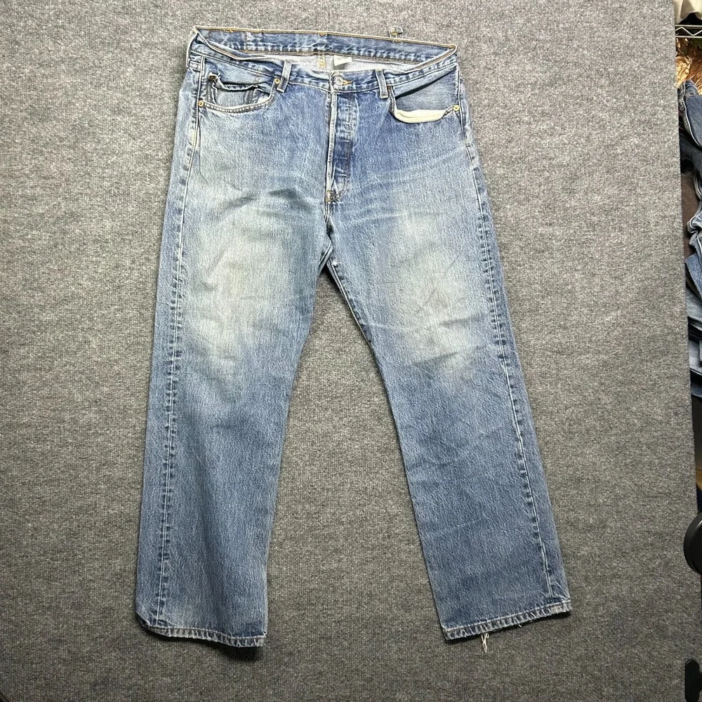 Levi's 501 Straight Jeans Men's Black Denim‎ Button Fly Classic 37X30 - Flaws